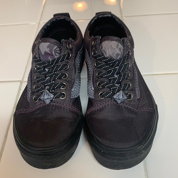 11.5 Vans Harry Potter slip ons in excellent condition. Dark purple - Picture 2 of 7